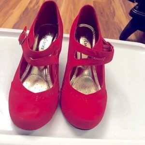 Beautiful red mary jane shoes size 51/2